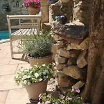 Oda ve Kahvaltı Au Clos Des Anges