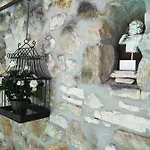 Au Clos Des Anges Oda ve Kahvaltı
