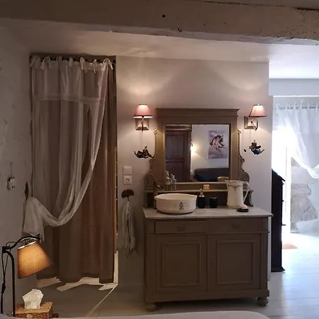 Au Clos Des Anges Bed & Breakfast Saint-Jean-de-Maruéjols-et-Avéjan